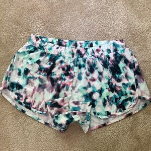 Old Navy Active Shorts Size Small